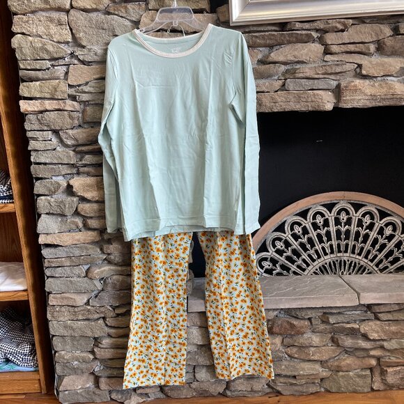 Lands' End Women's Knit 2 piece Pajama Set, NWT - Picture 1 of 3